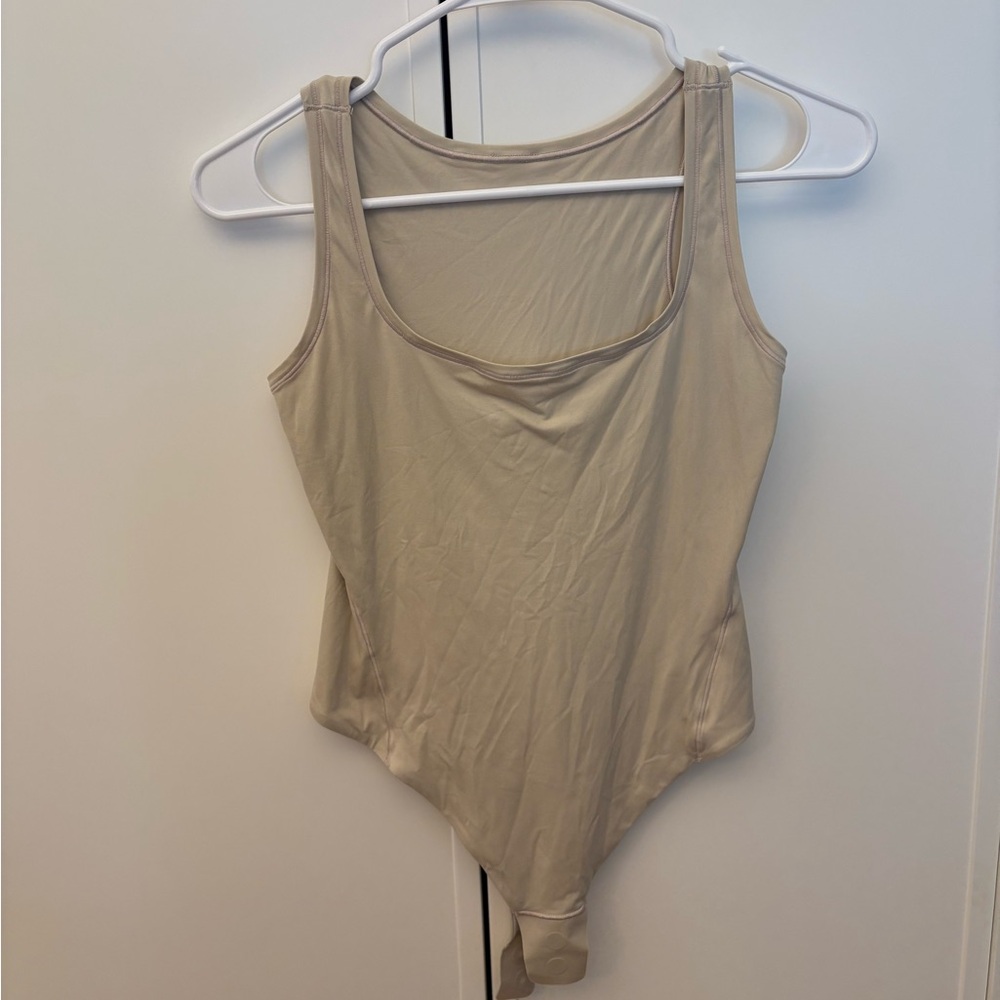 Lululemon ultra soft sleeveless bodysuit EUC